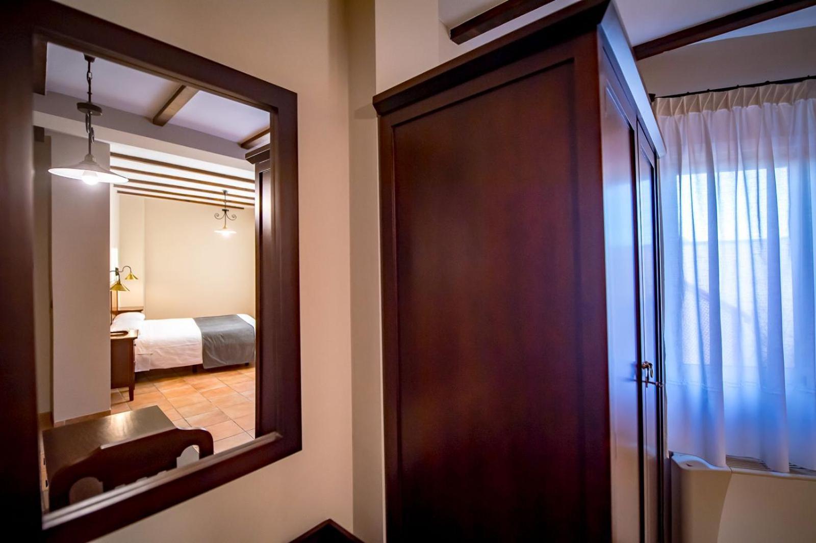 Hotel Tharsis กาซอร์ลา ภายนอก รูปภาพ